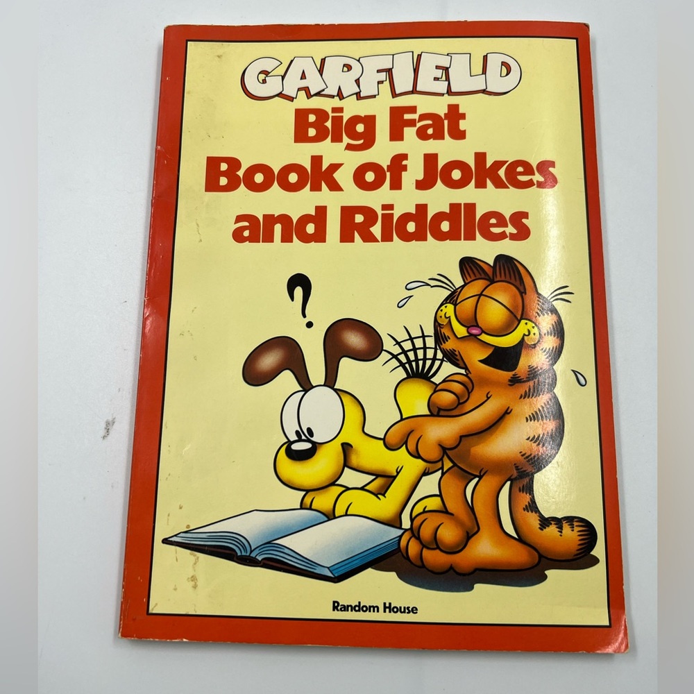 Garfield Big Fat Book Of Jokes & Riddles